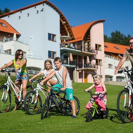 Lipno Lake Resort Lipno nad Vltavou Eksteriør bilde